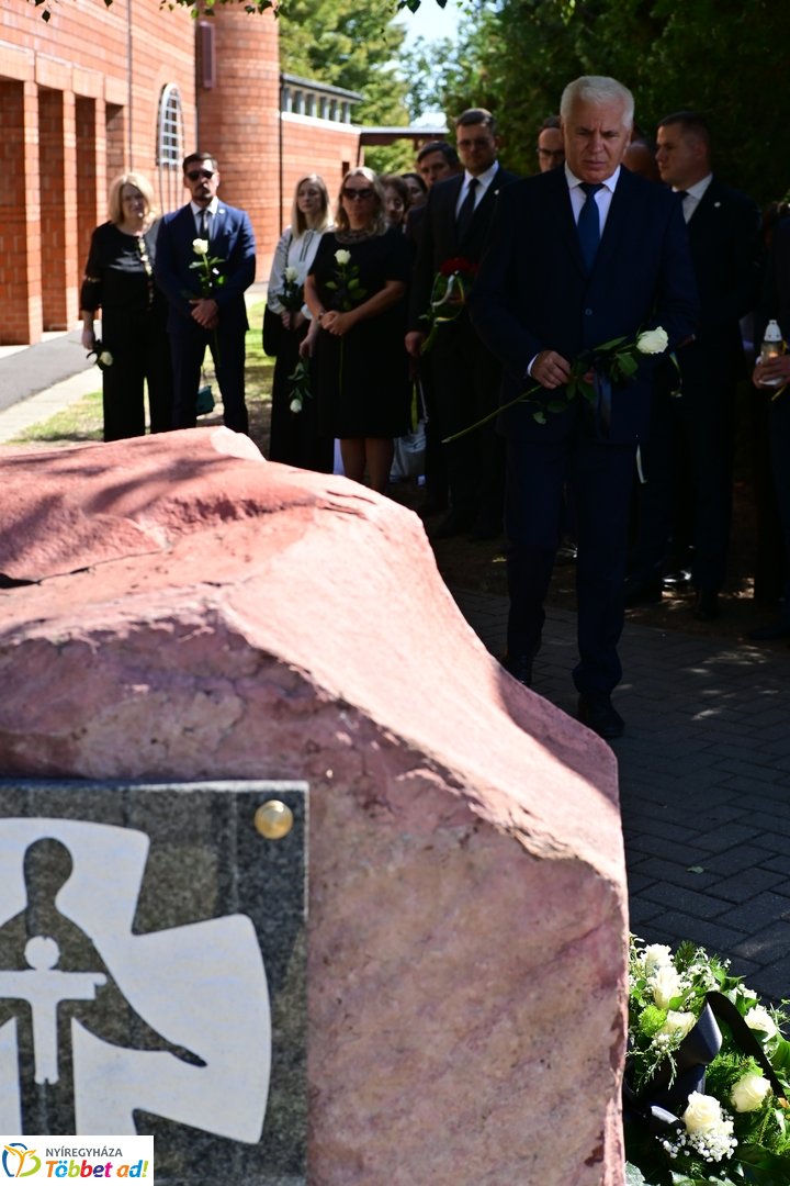 Emlékező koszorúzás a Holodomor áldozataira 2026 szeptember