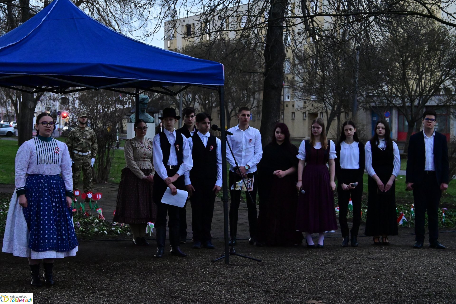 Emlékező koszorúzás a Petőfi szobornál - 2025