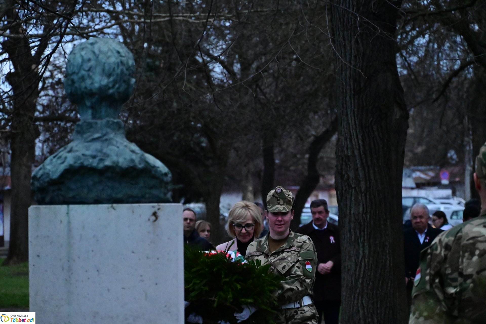 Emlékező koszorúzás a Petőfi szobornál - 2025