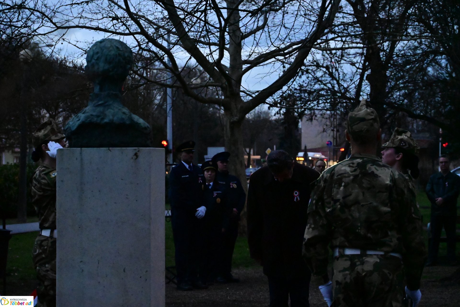 Emlékező koszorúzás a Petőfi szobornál - 2025