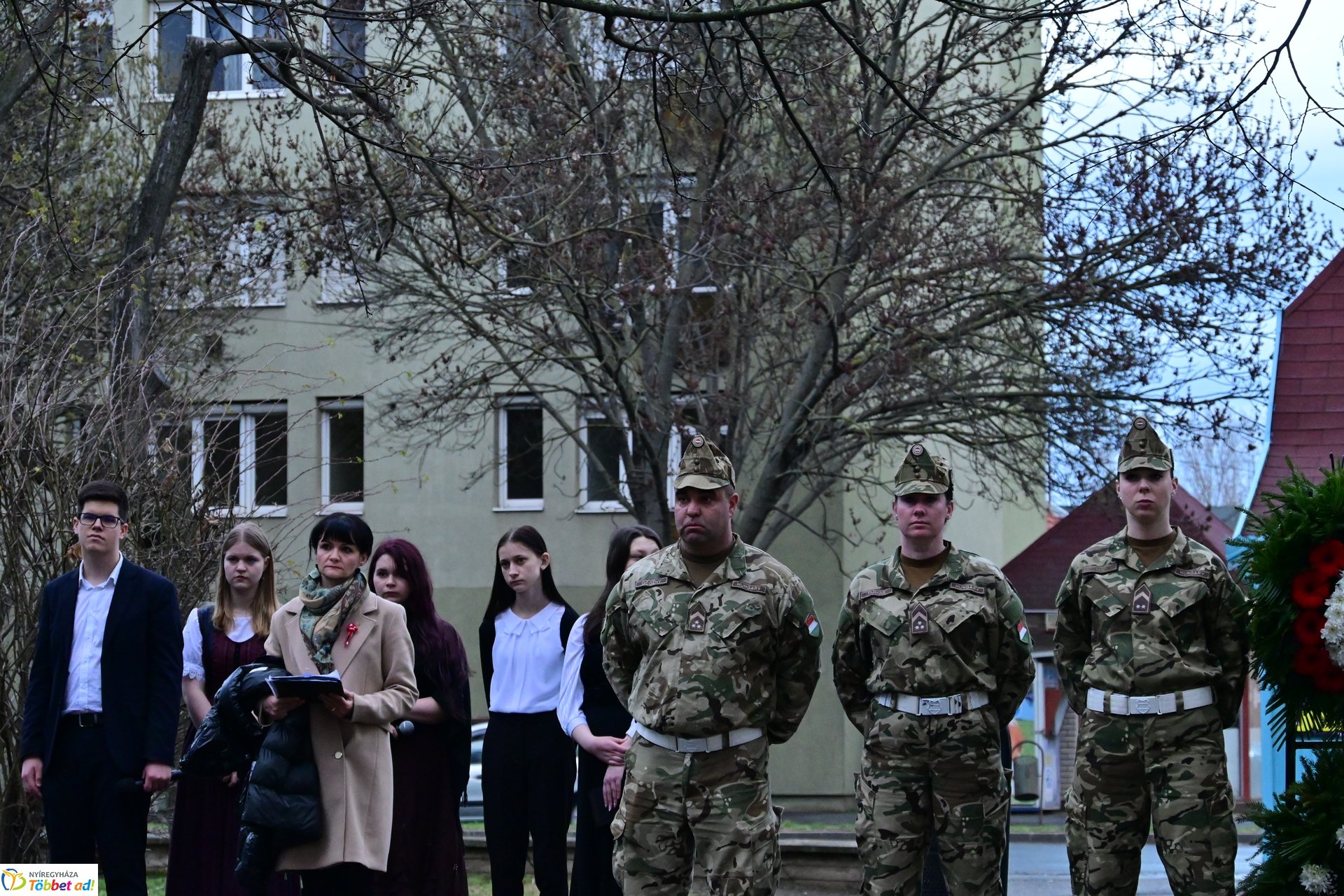 Emlékező koszorúzás a Petőfi szobornál - 2025