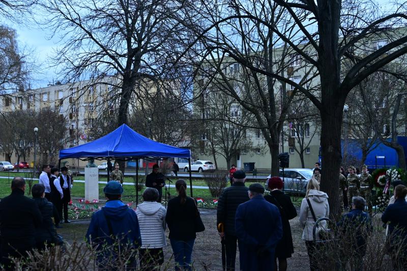 Emlékező koszorúzás a Petőfi szobornál - 2025