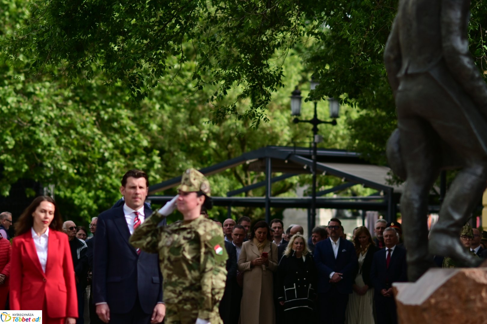 Emlékező koszorúzás a városalapítók szobránál - 2025