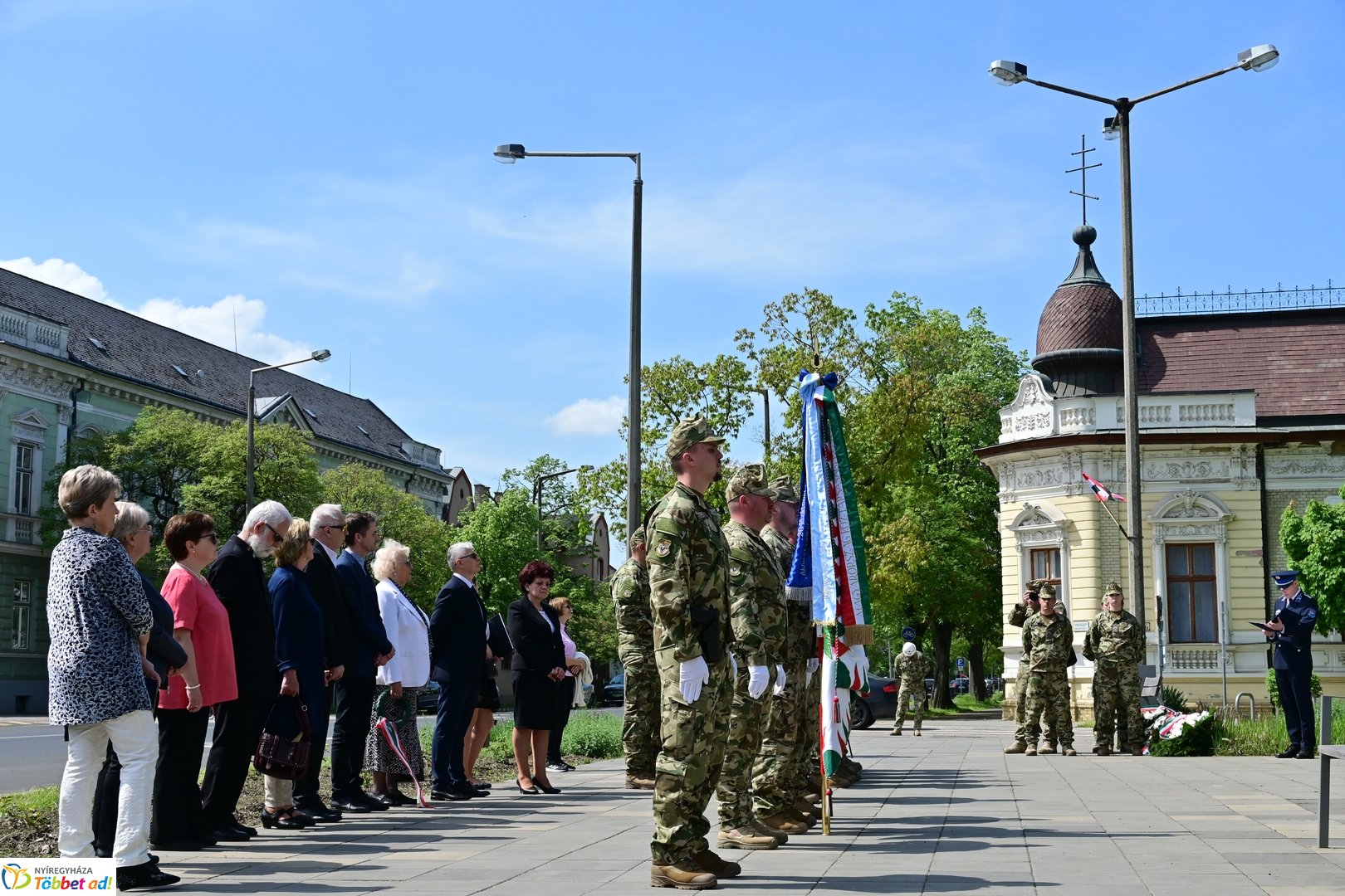 Emlékező koszorúzás Bessenyei György szobránál - 2025