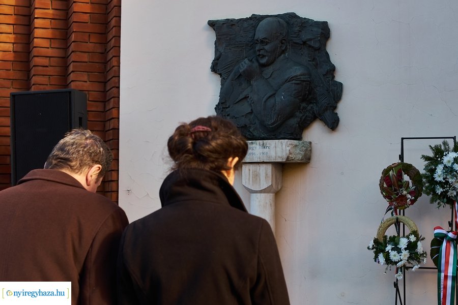 Emlékező koszorúzások 1956-ra - 2021