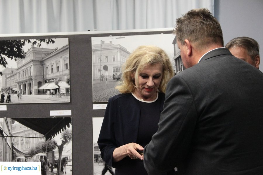 Emléklapok átadása a Kállay Házban 20230511