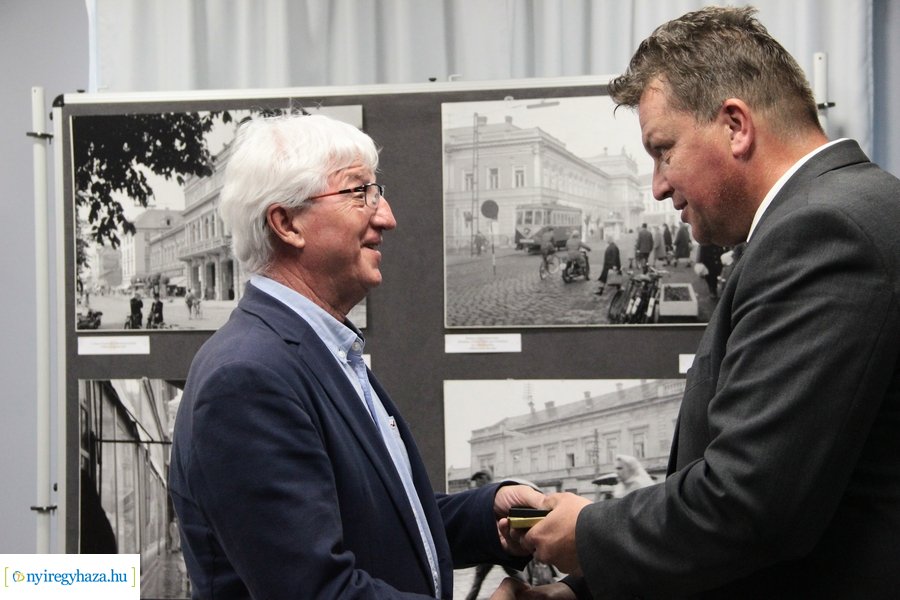 Emléklapok átadása a Kállay Házban 20230511