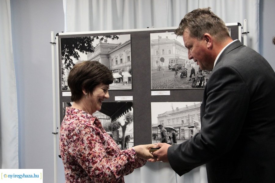 Emléklapok átadása a Kállay Házban 20230511
