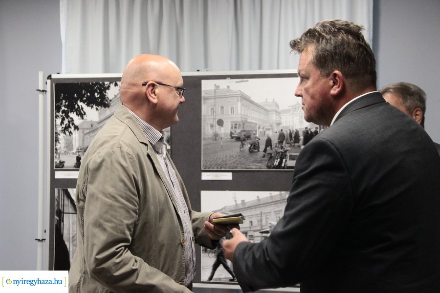 Emléklapok átadása a Kállay Házban 20230511