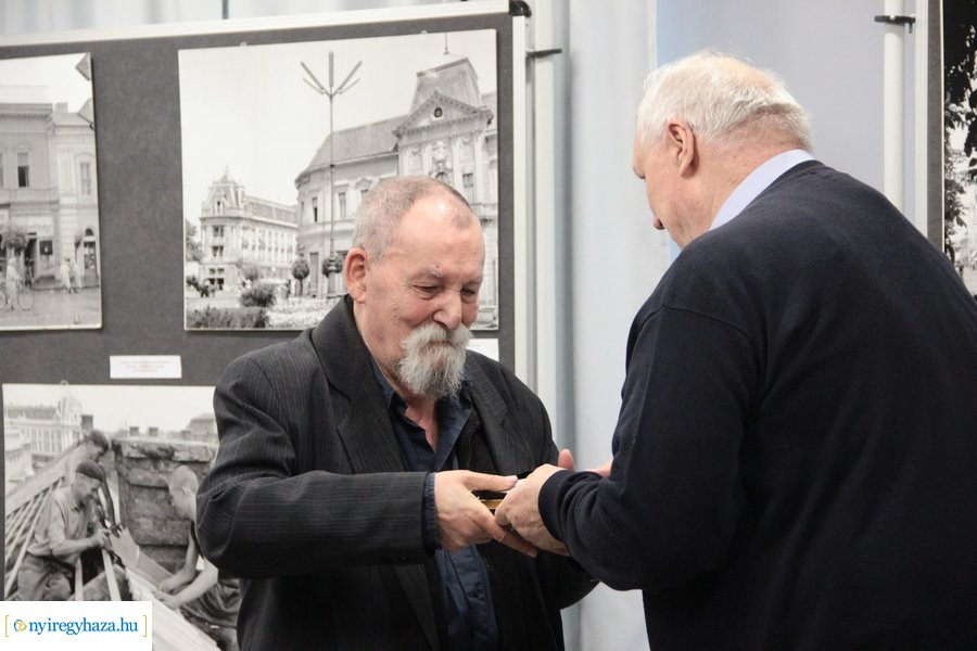 Emléklapok átadása a Kállay Házban 20230511