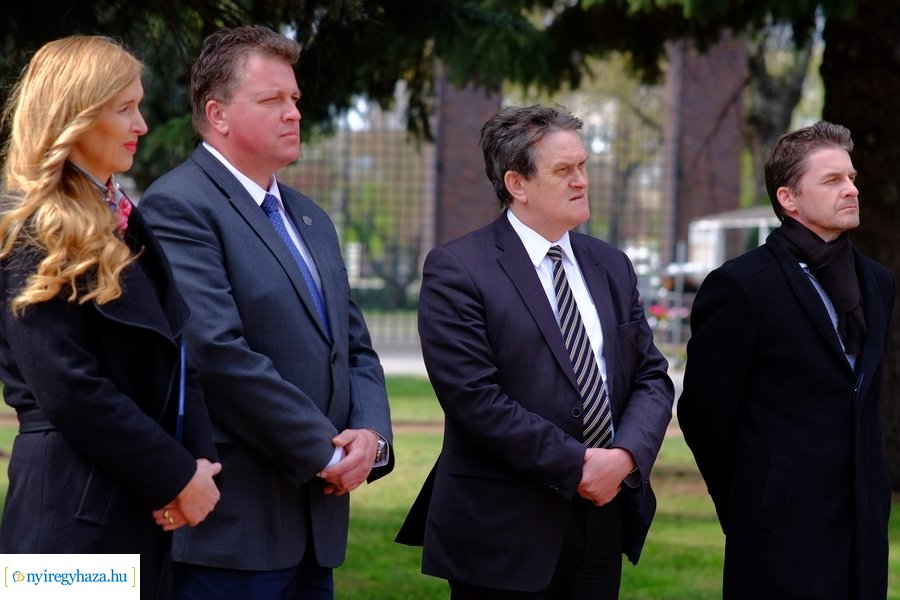 Emlékmű avató az Északi temetőben 20230421