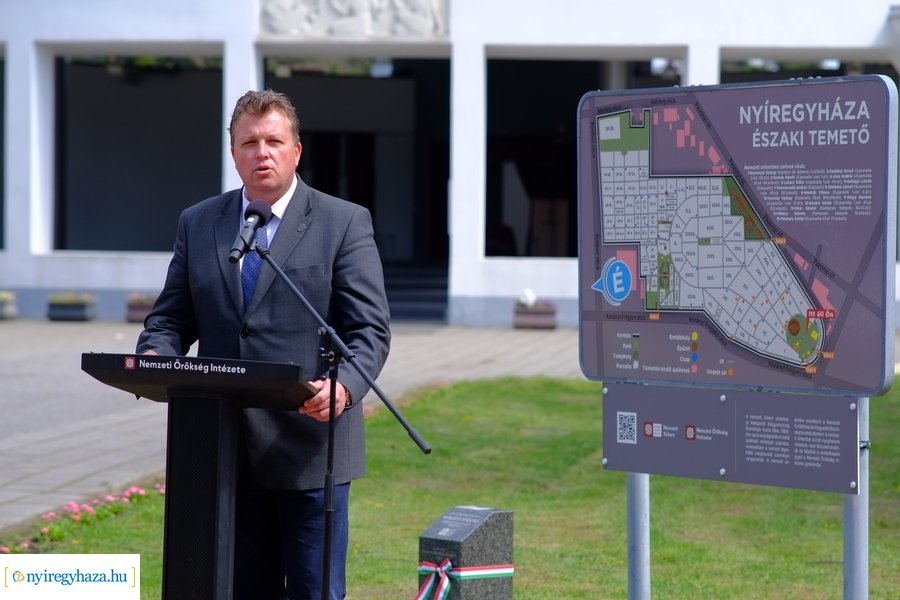 Emlékmű avató az Északi temetőben 20230421