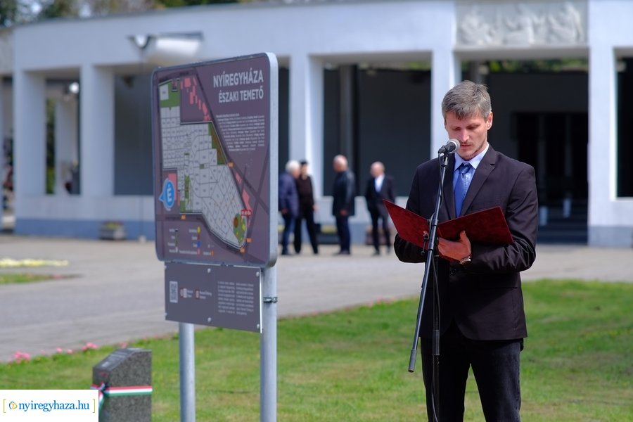 Emlékmű avató az Északi temetőben 20230421