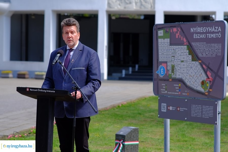 Emlékmű avató az Északi temetőben 20230421