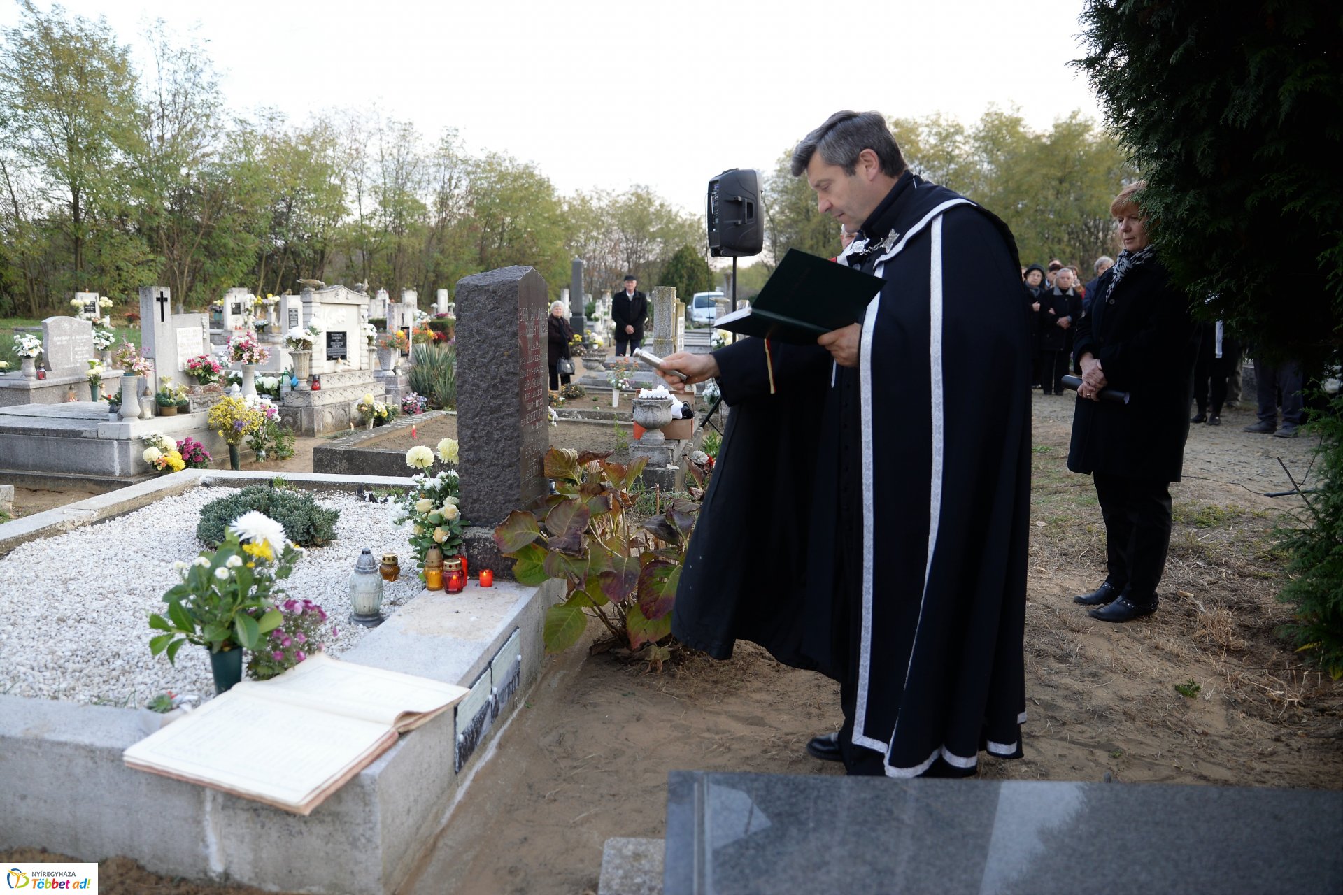 Emléktábla avatás Oroson