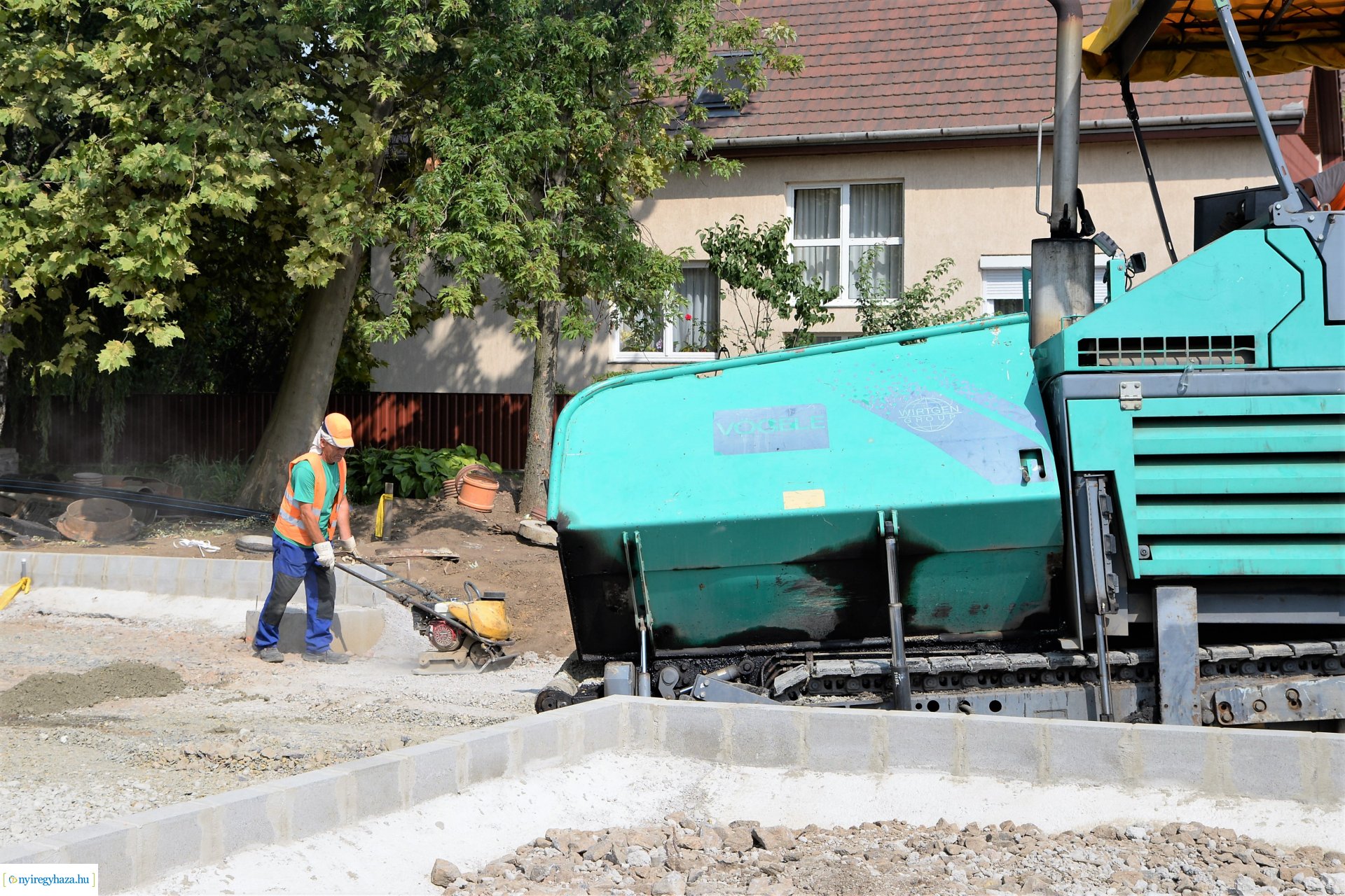 Épül a Kállói úti körforgalom