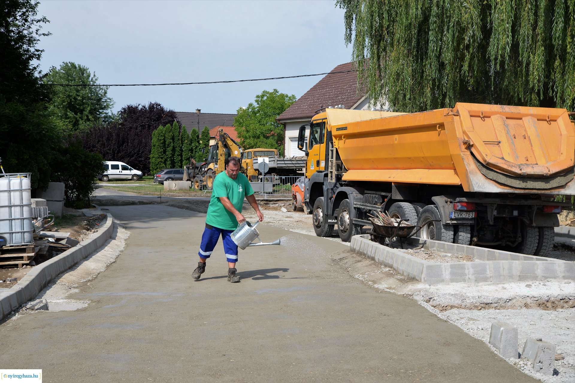 Épül a Kállói úti körforgalom