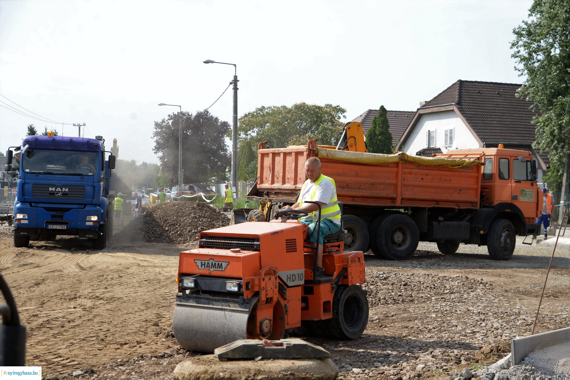 Épül a Kállói úti körforgalom