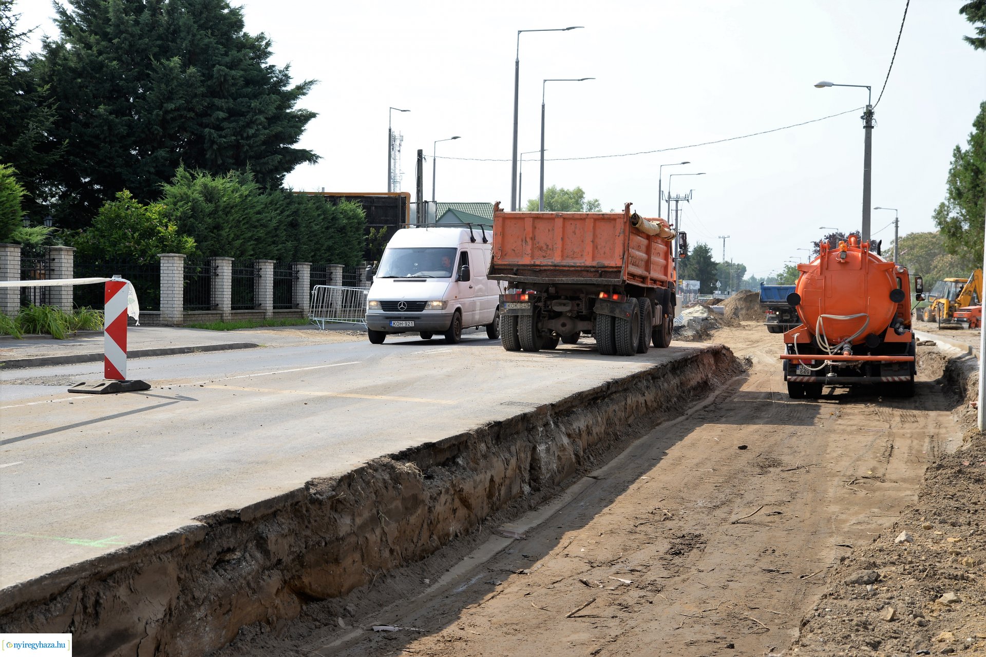 Épül a Kállói úti körforgalom