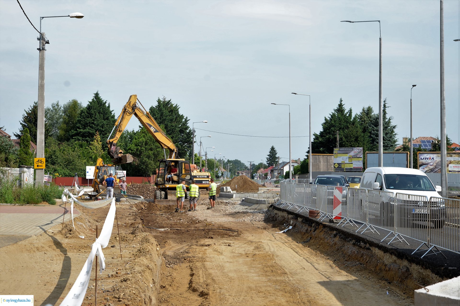 Épül a Kállói úti körforgalom