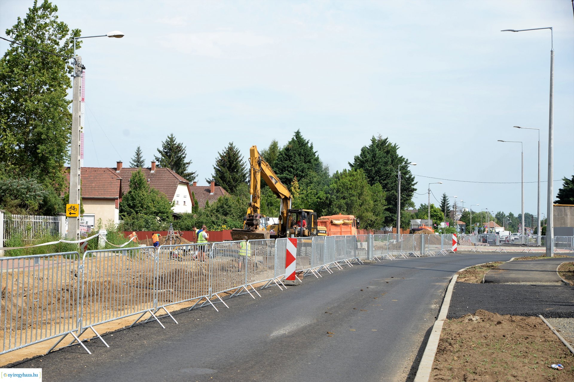 Épül a Kállói úti körforgalom