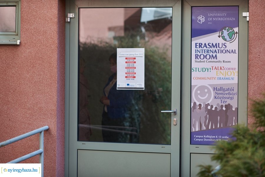 Erasmus+ International Room átadó az egyetemen