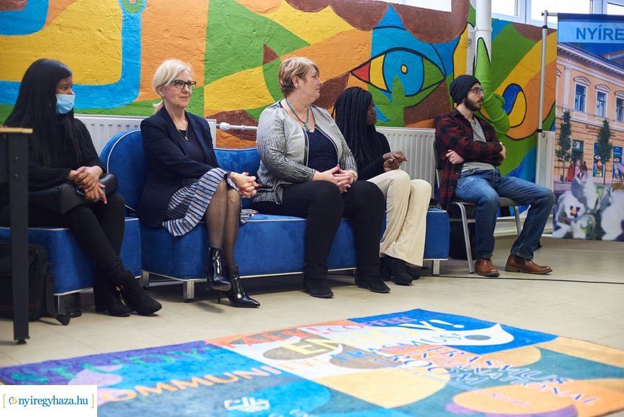 Erasmus+ International Room átadó az egyetemen