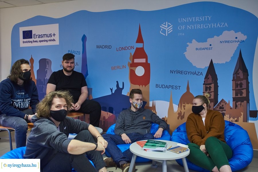 Erasmus+ International Room átadó az egyetemen