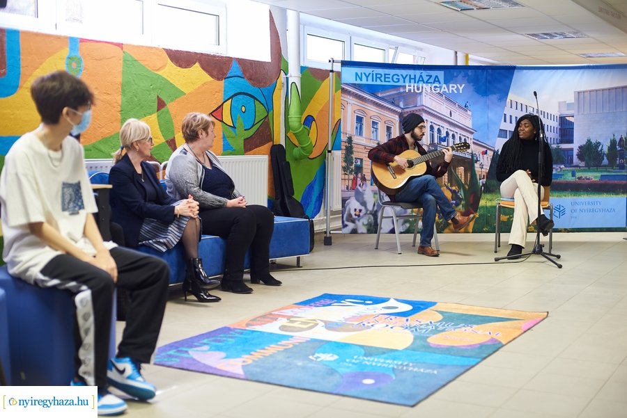 Erasmus+ International Room átadó az egyetemen