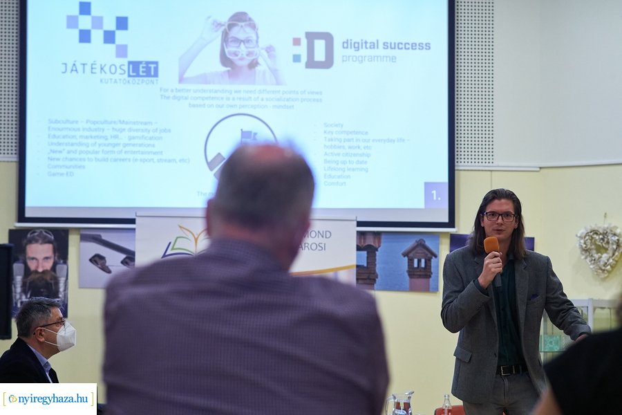 Erasmus program a könyvtárban 20211110