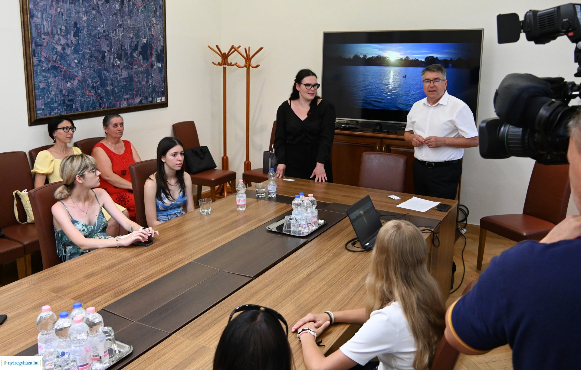 Erasmus program keretében érkeztek  diákokok a Városházára