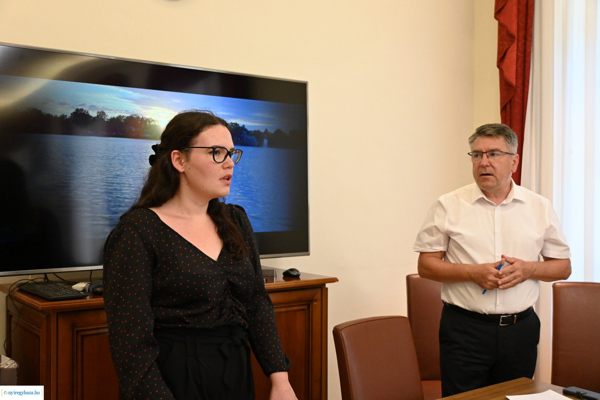 Erasmus program keretében érkeztek  diákokok a Városházára