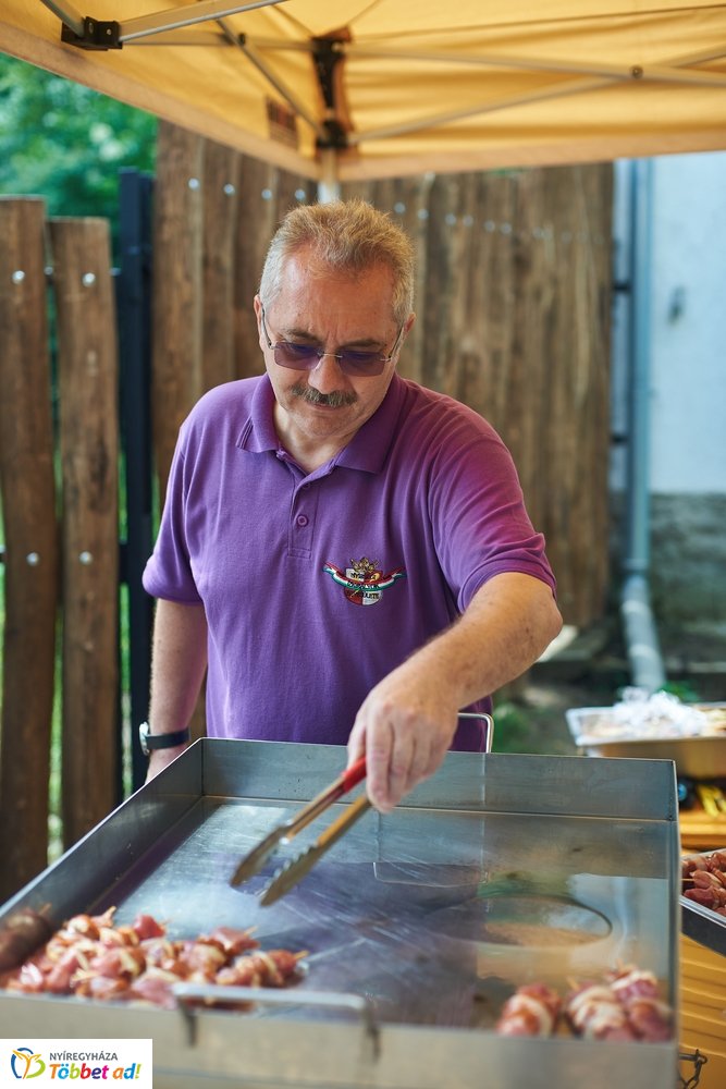 Erdei sétány átadó