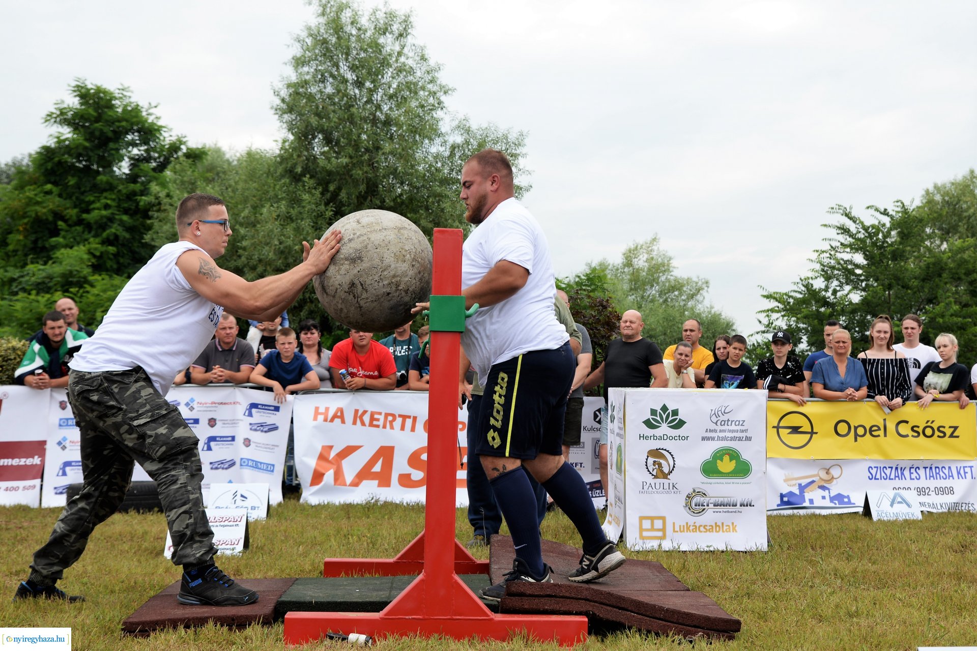 Erős emberek versenye