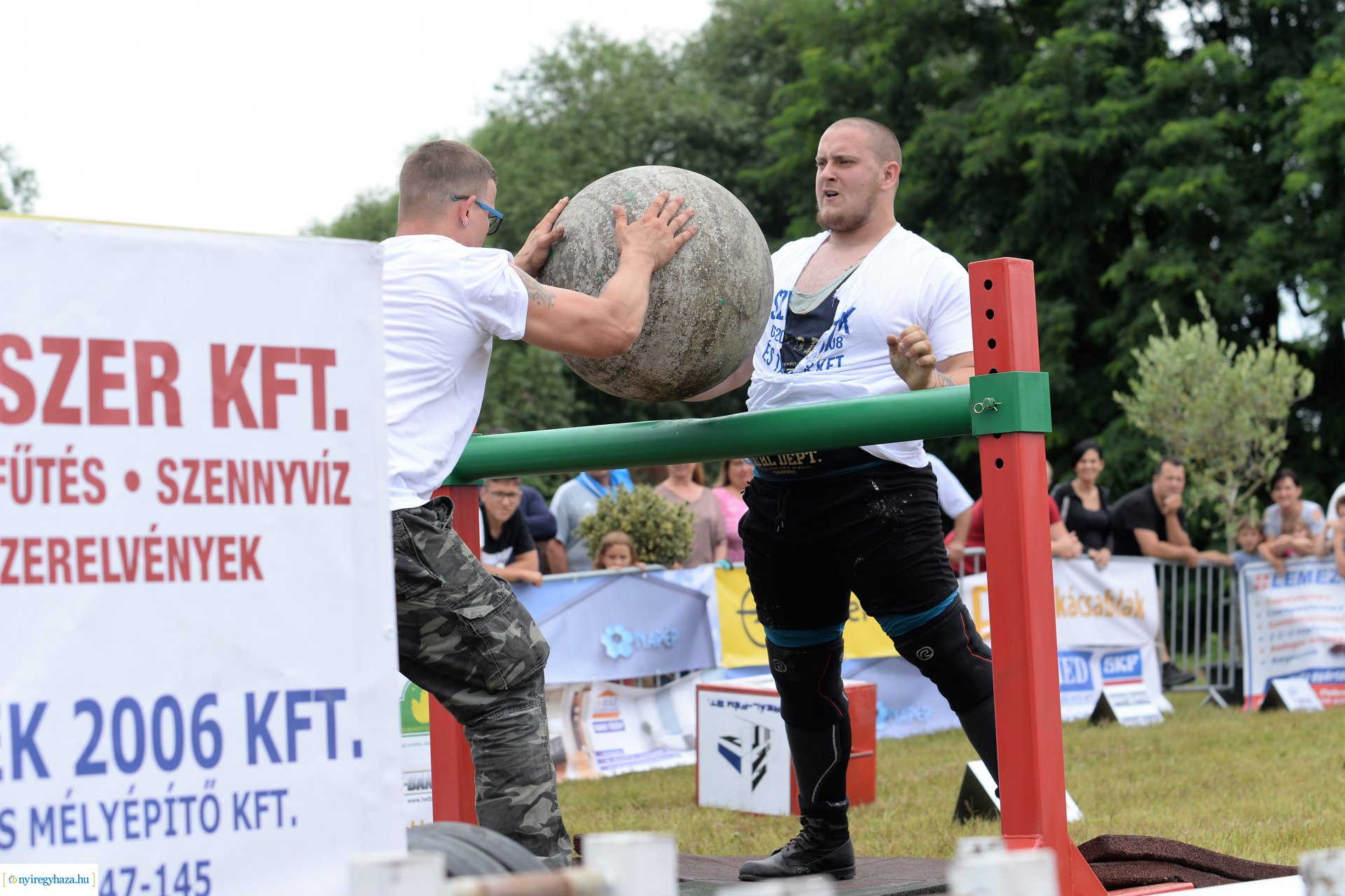 Erős emberek versenye