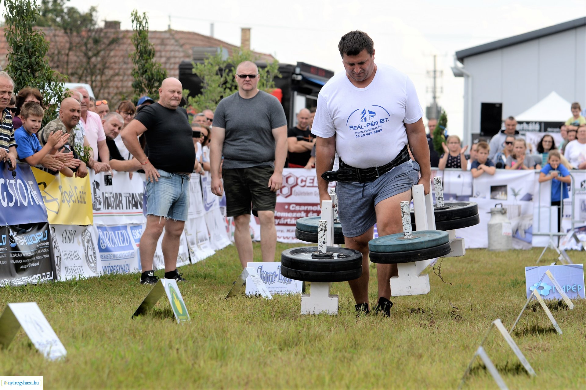 Erős emberek versenye