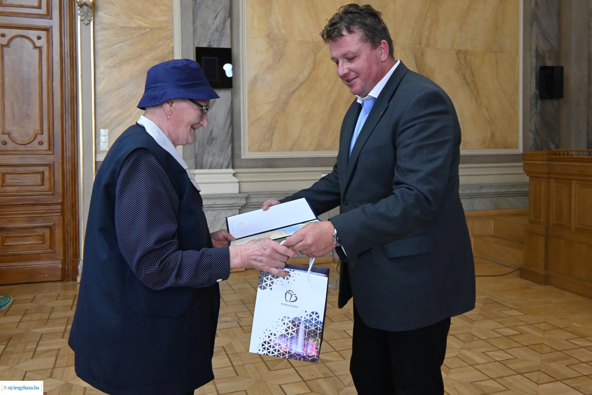 Értékes bokortanyák - fotópályázat eredményhirdetés