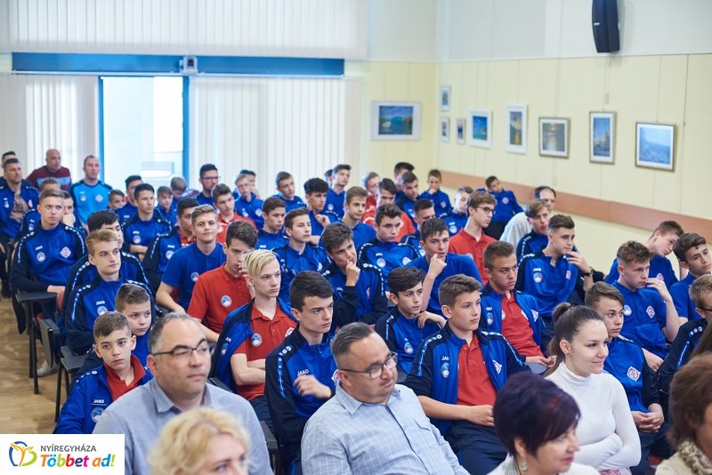 Értékes Esték 20190418