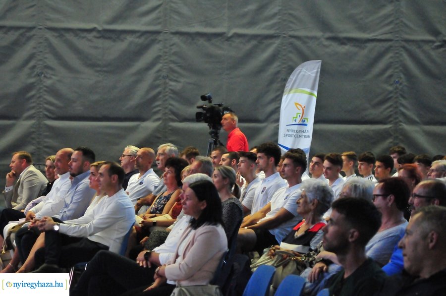 Értékes Esték - Sitku Ernő munkássága