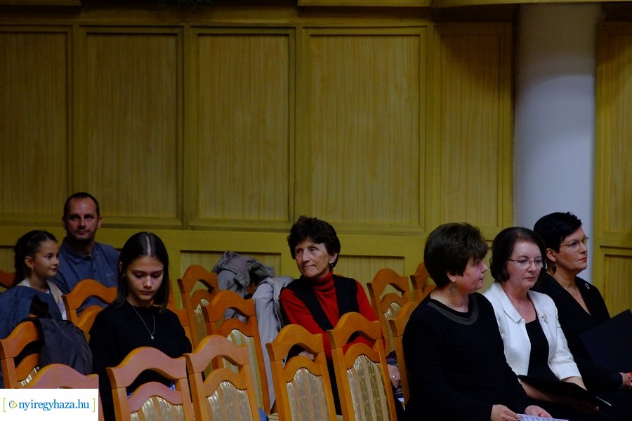 Értékes Esték - Vikár Sándor Zeneiskola