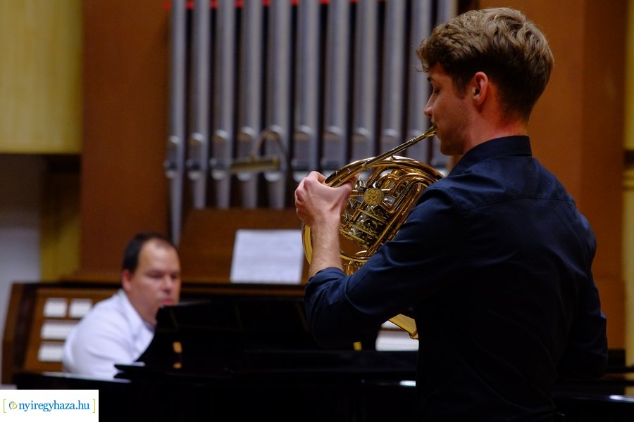 Értékes Esték - Vikár Sándor Zeneiskola