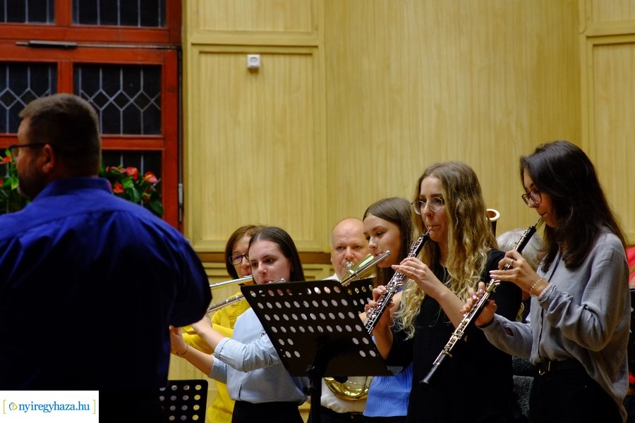 Értékes Esték - Vikár Sándor Zeneiskola