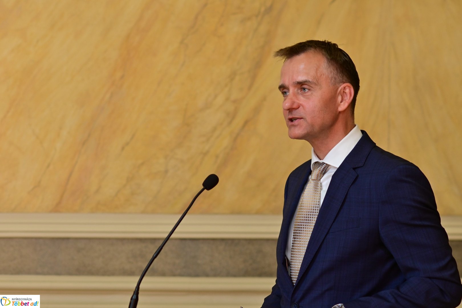 Értéktár emléklapok átadása 2025 májusában