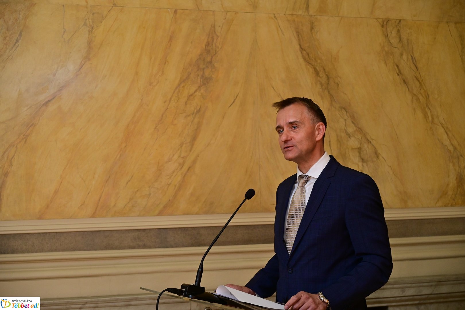 Értéktár emléklapok átadása 2025 májusában