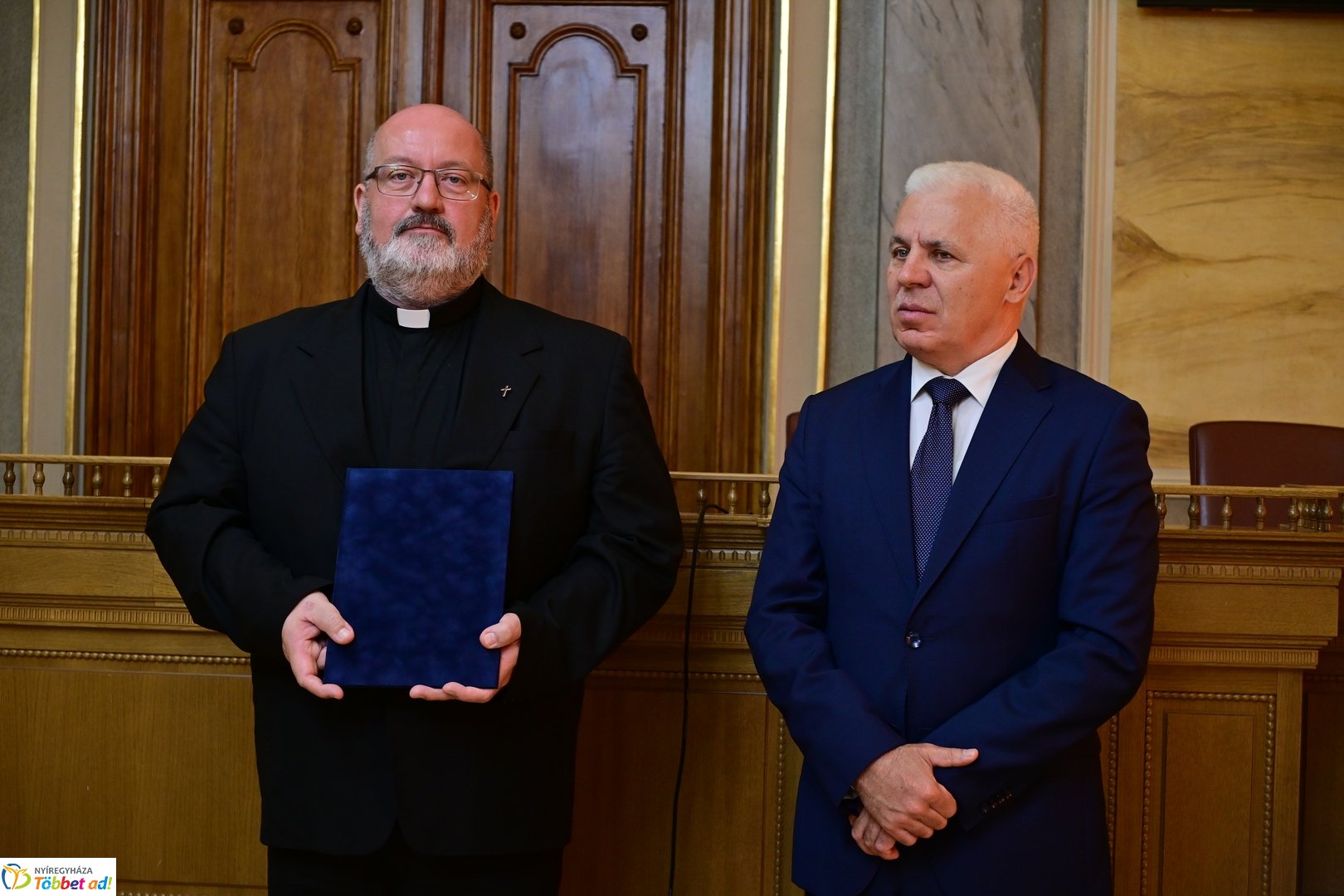 Értéktár emléklapok átadása 2025 májusában