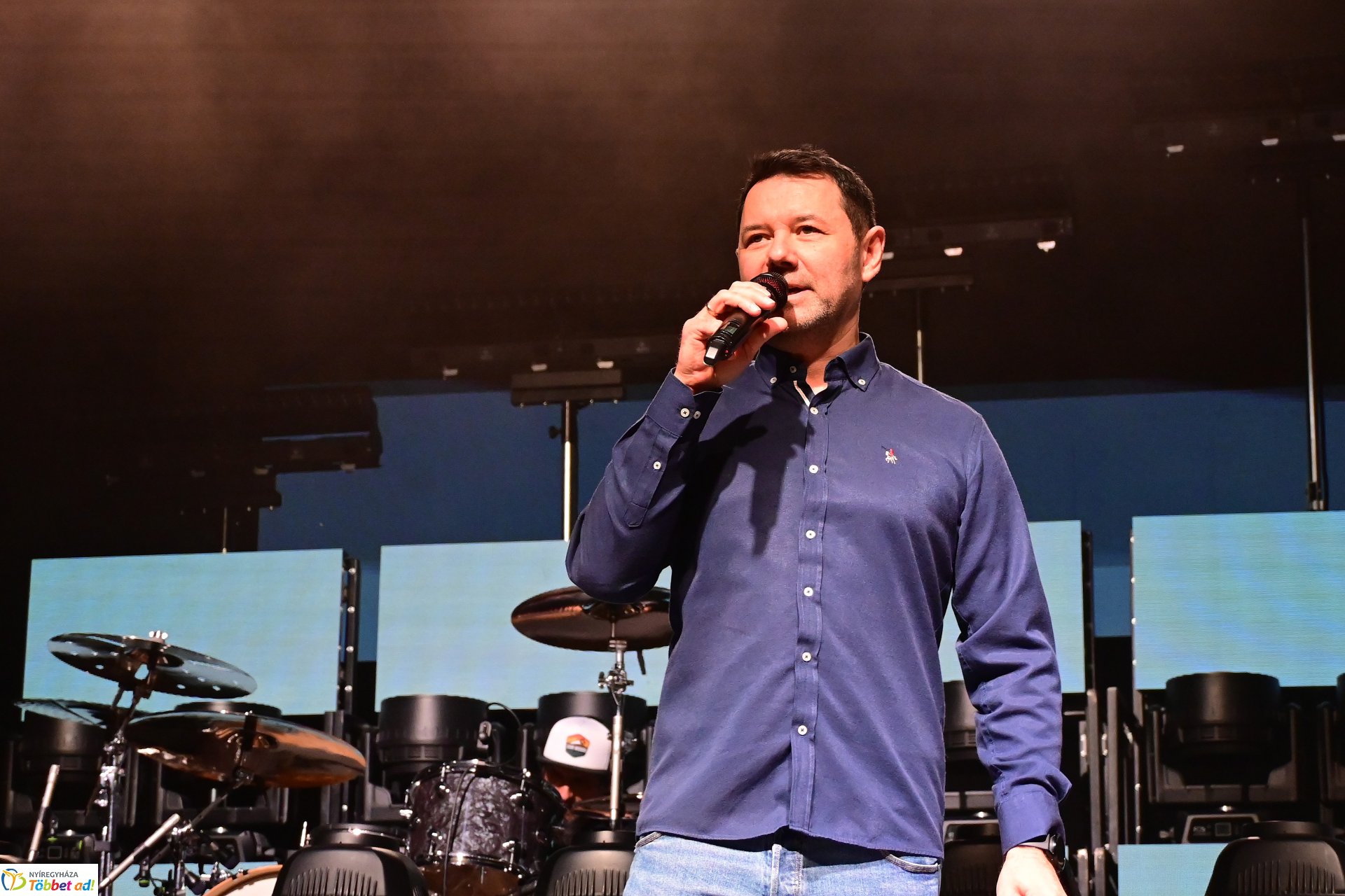 Esti  koncertek a Fitt Stadion rendezvényen