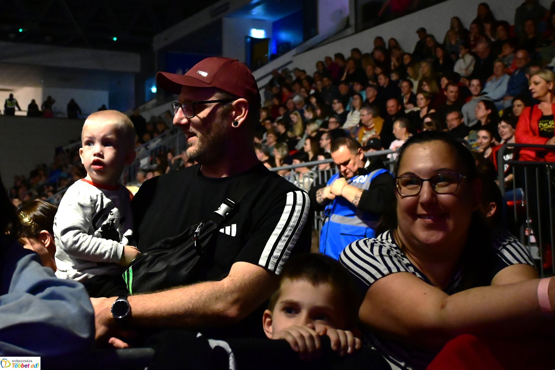 Esti  koncertek a Fitt Stadion rendezvényen