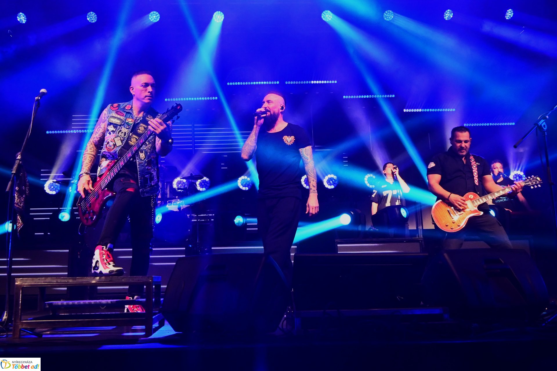 Esti  koncertek a Fitt Stadion rendezvényen