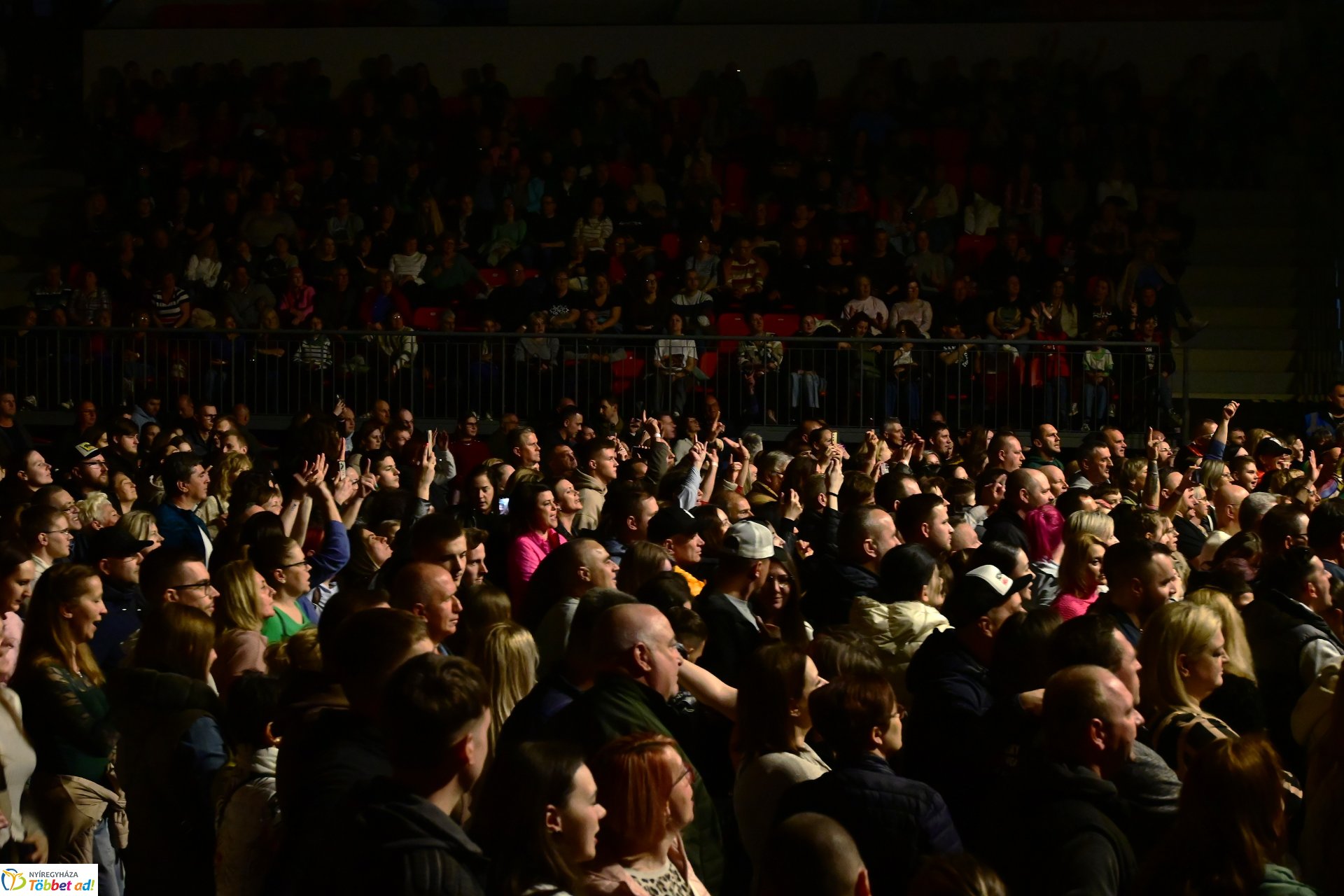 Esti  koncertek a Fitt Stadion rendezvényen