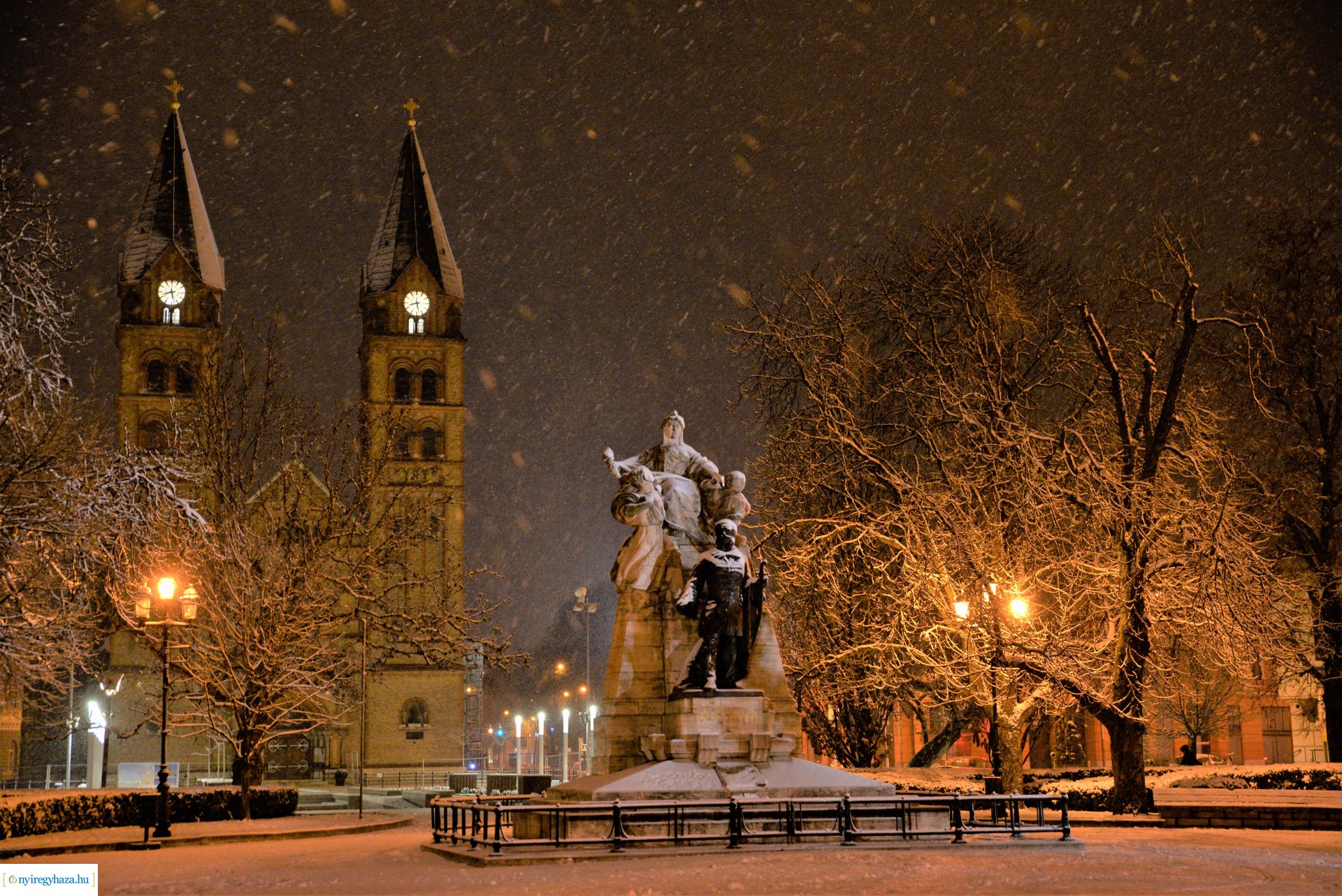 Esti séta a hóesésben